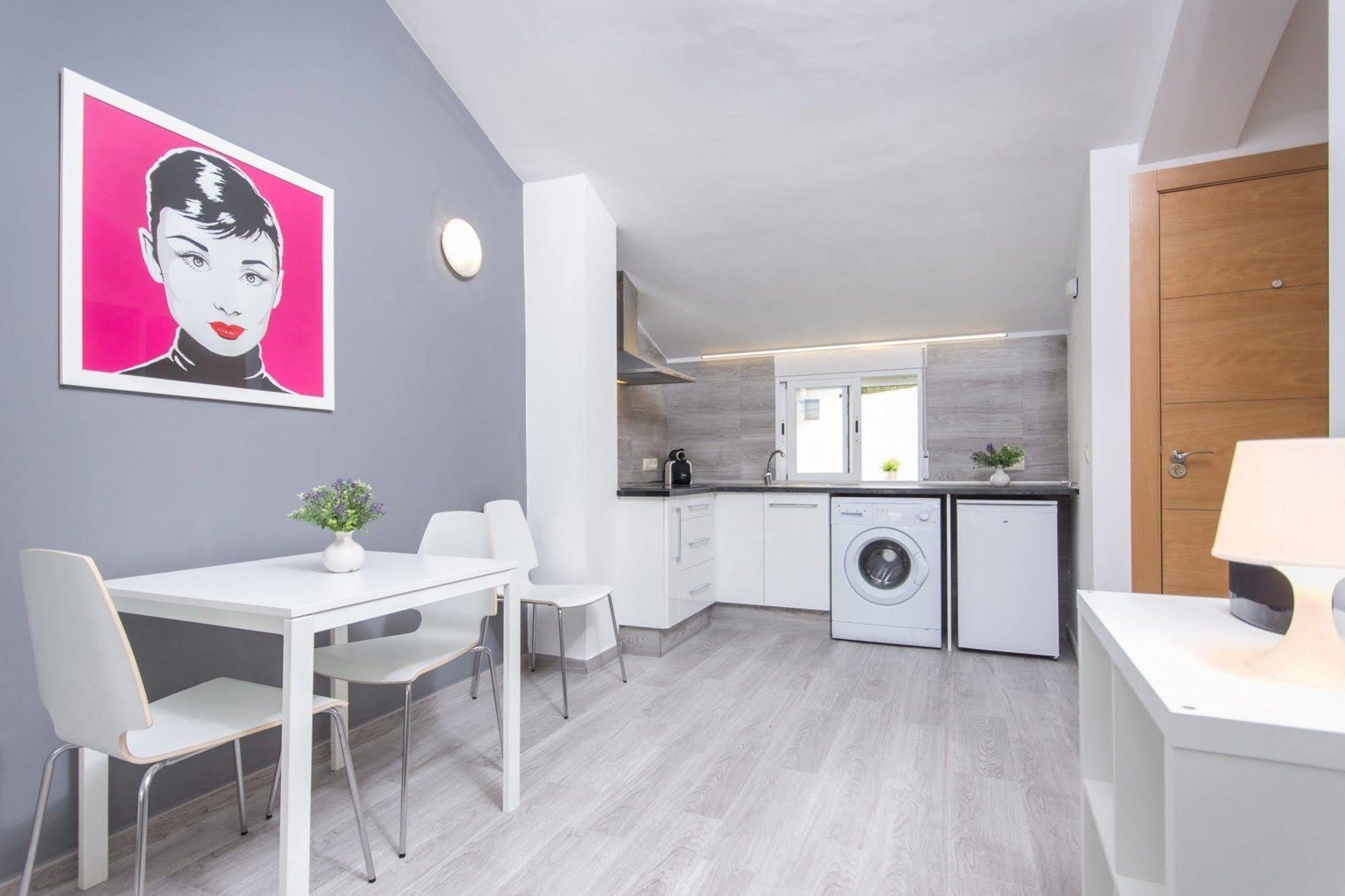 Bet Apartments - Tramontana Apartments Valencia Ngoại thất bức ảnh